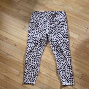 Fabletics leopard print power hold legging